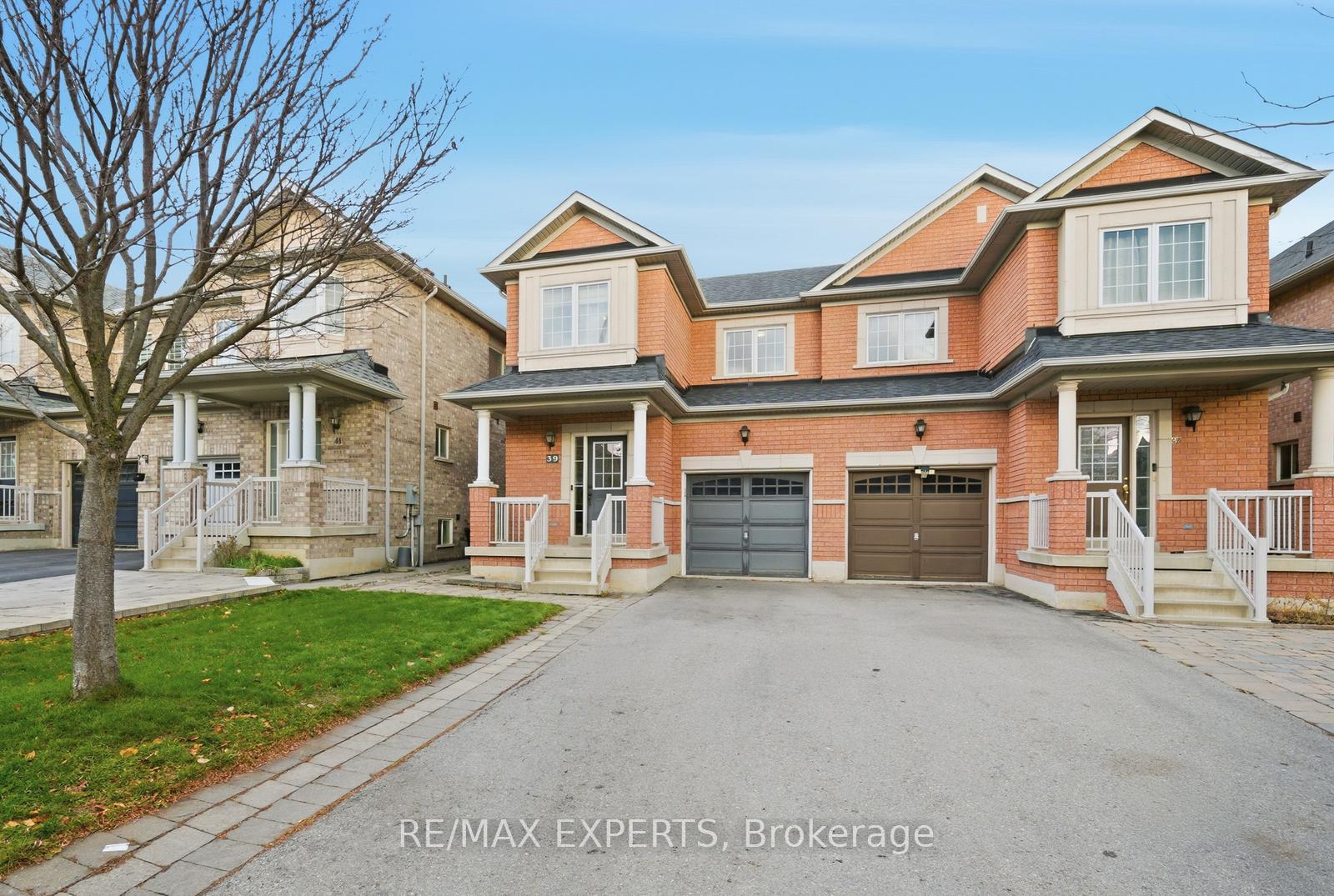 Photo 2 of 39 Manordale Crescent, Vaughan, Vellore Village — HOMEH