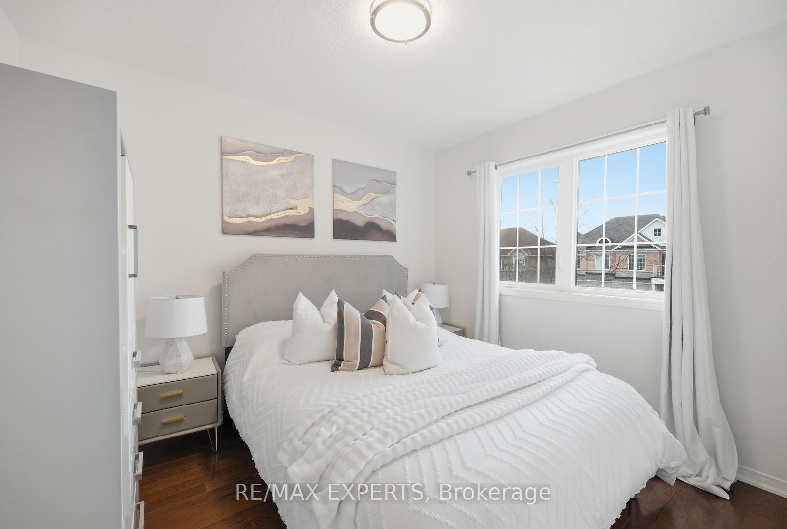 Photo 27 of 39 Manordale Crescent, Vaughan, Vellore Village — HOMEH