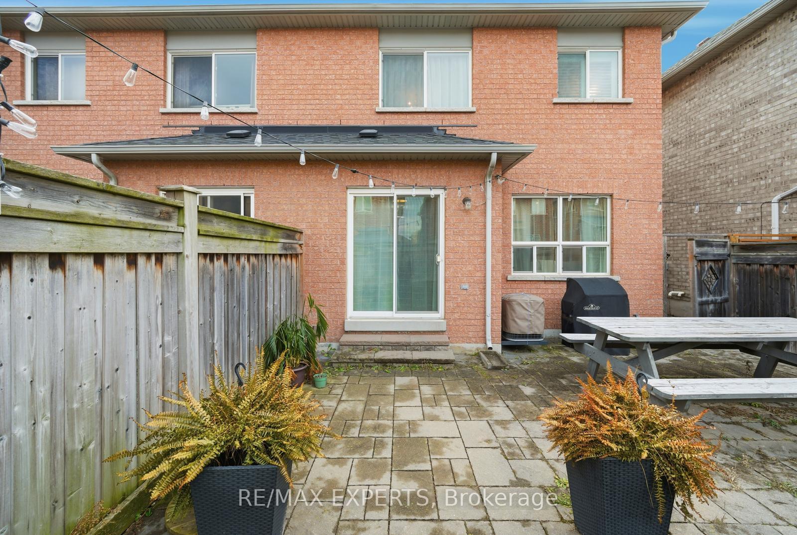 Photo 28 of 39 Manordale Crescent, Vaughan, Vellore Village — HOMEH