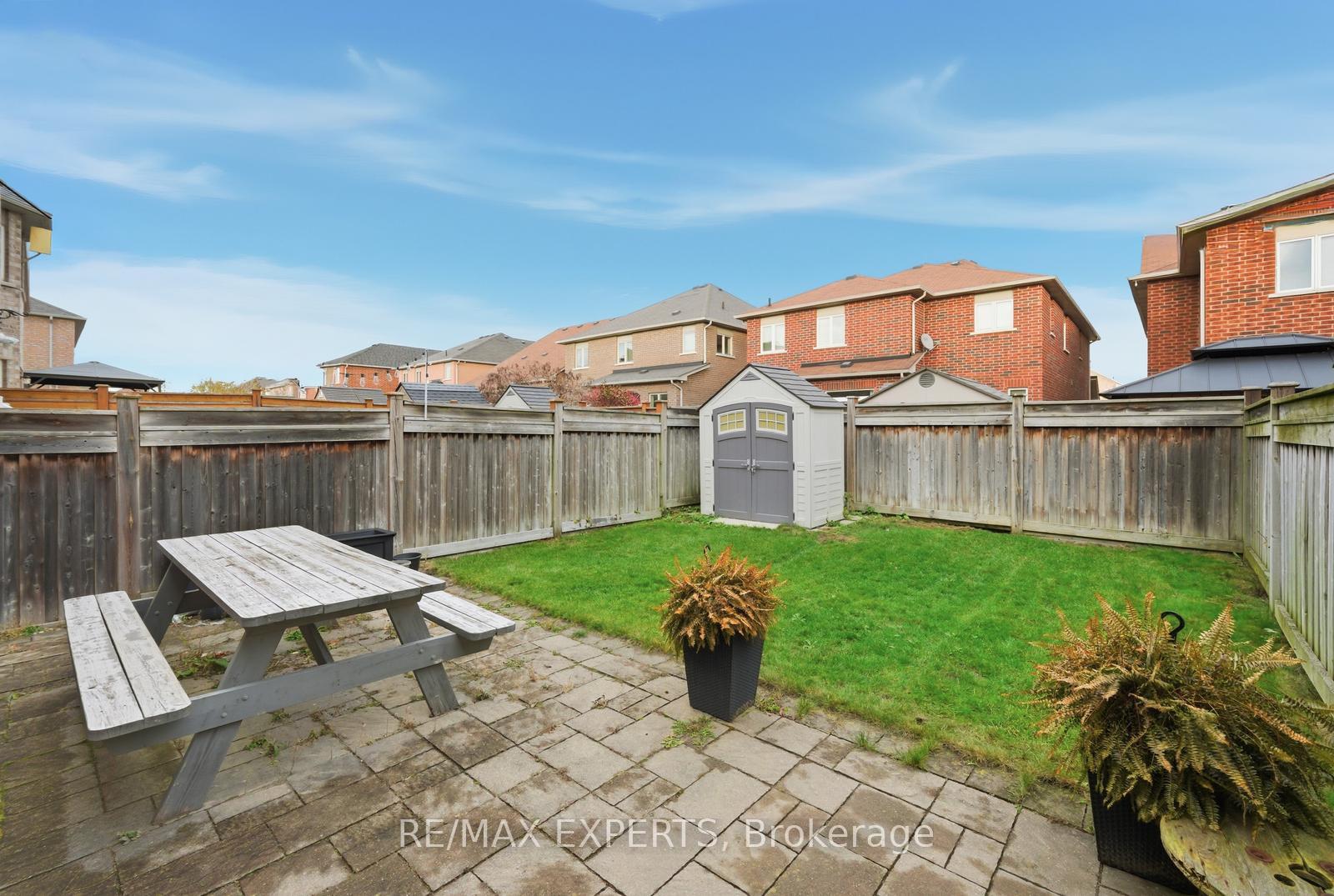 Photo 29 of 39 Manordale Crescent, Vaughan, Vellore Village — HOMEH