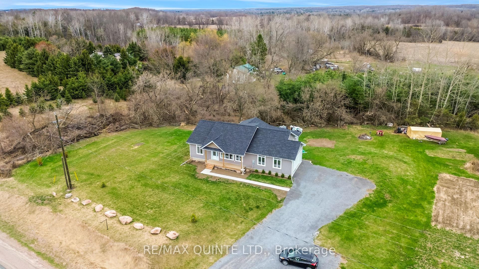 Photo 2 of 5262 Highway 37, Tweed, Hungerford (Twp) — HOMEH