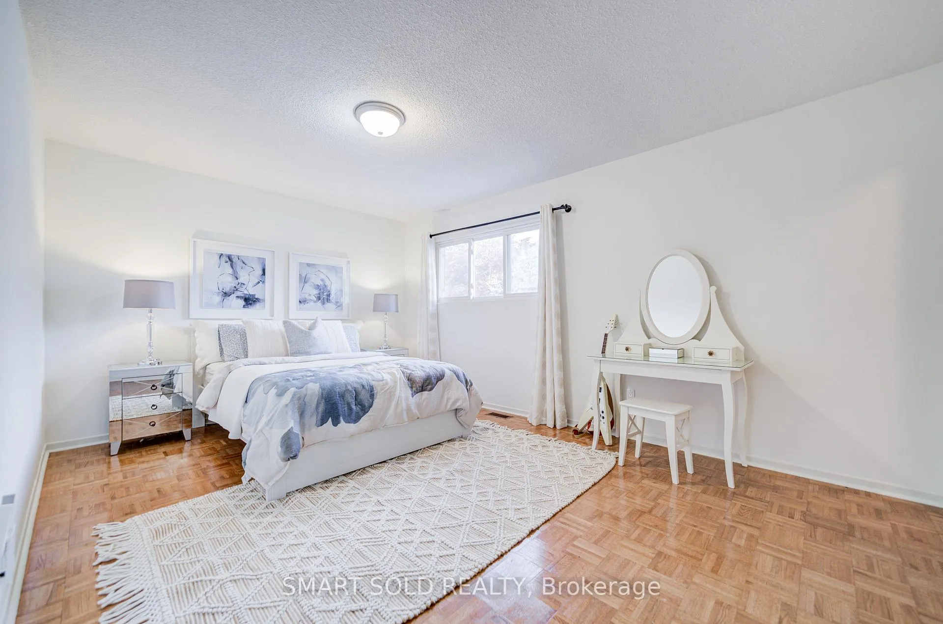 Photo 15 of 47 Colleen Street, Vaughan, Crestwood-Springfarm-Yorkhill — HOMEH