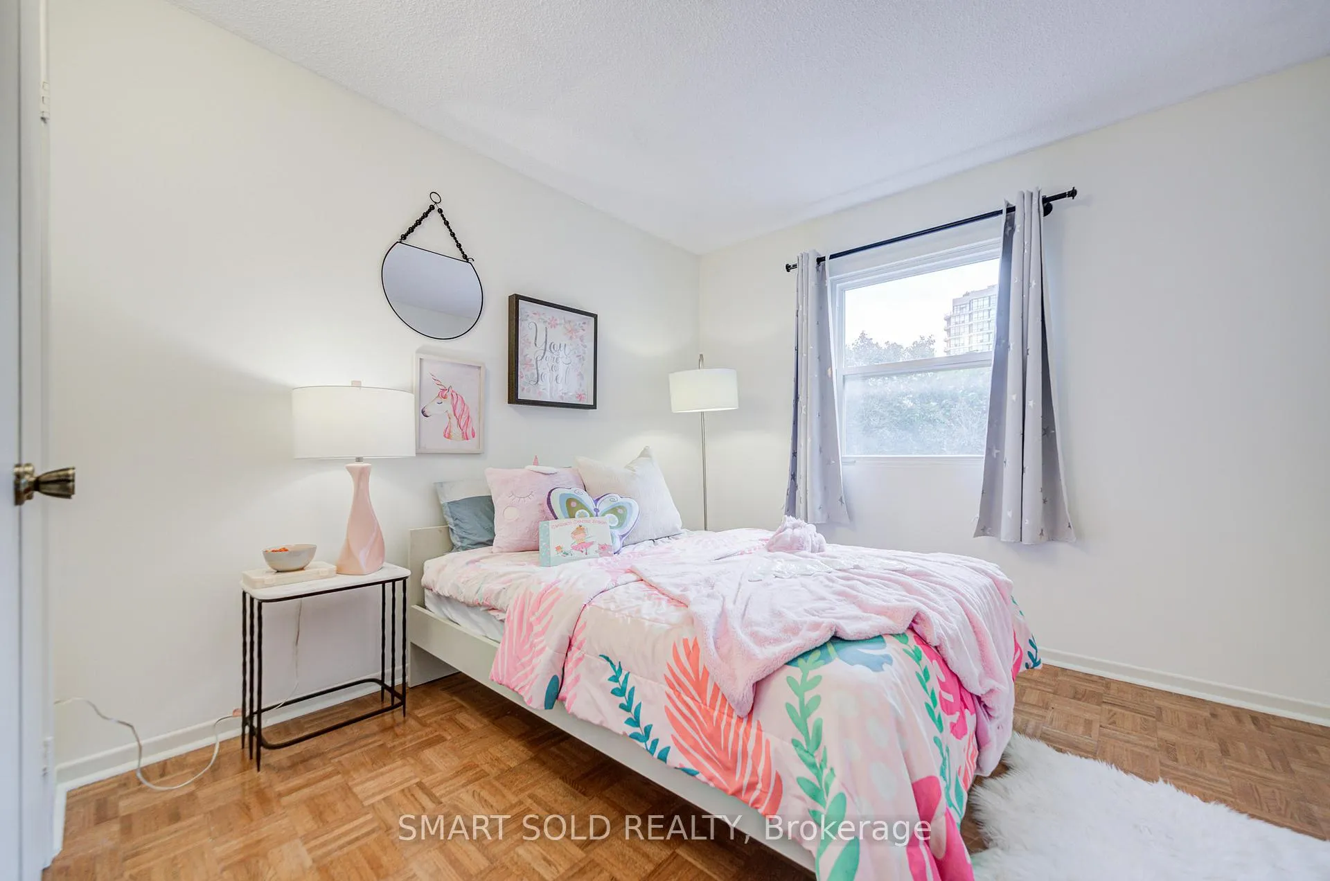 Photo 19 of 47 Colleen Street, Vaughan, Crestwood-Springfarm-Yorkhill — HOMEH