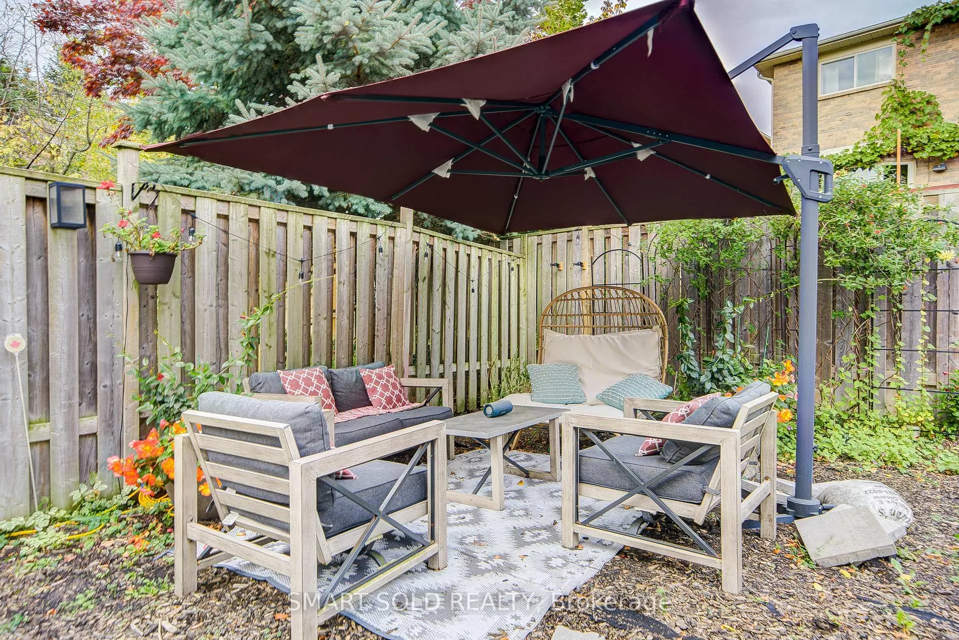 Photo 32 of 47 Colleen Street, Vaughan, Crestwood-Springfarm-Yorkhill — HOMEH