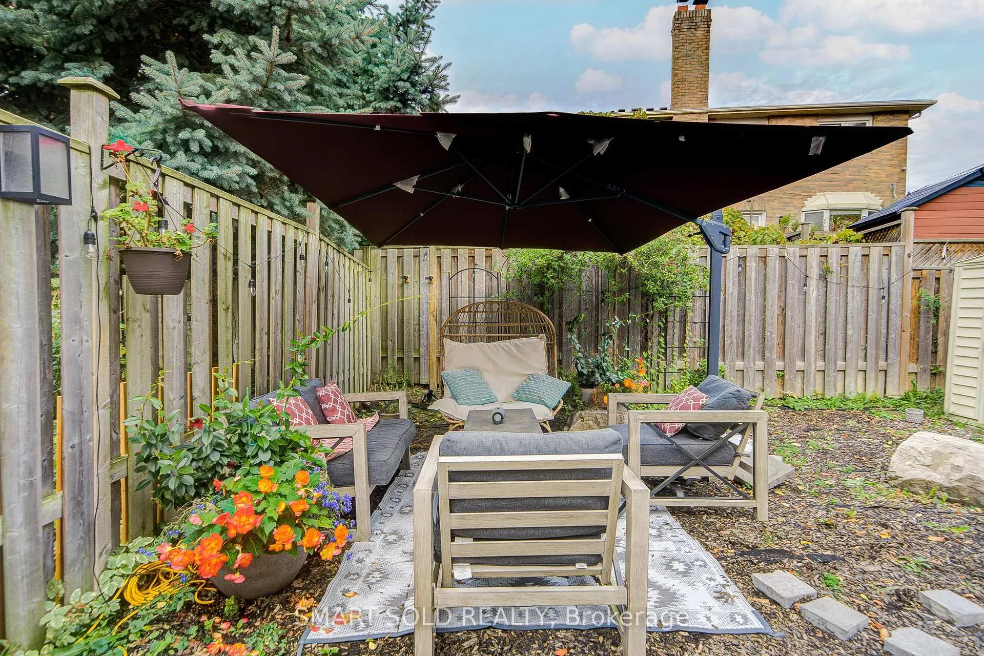 Photo 33 of 47 Colleen Street, Vaughan, Crestwood-Springfarm-Yorkhill — HOMEH