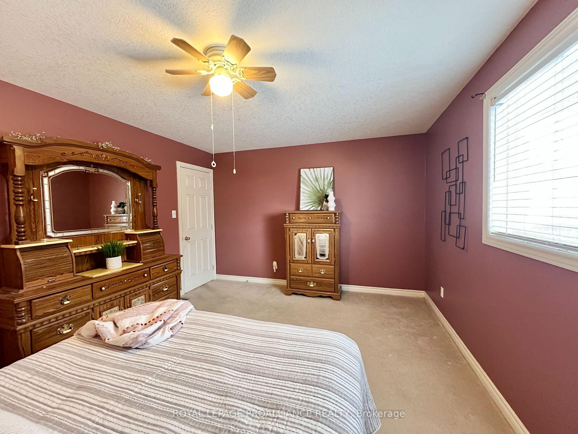 Photo 13 of 190 Pomeroy Avenue, Tweed, Tweed (Village) — HOMEH