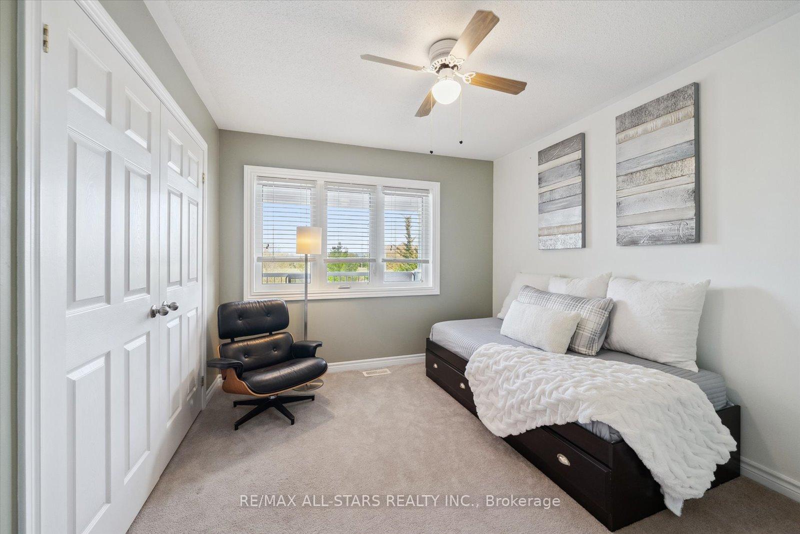 Photo 19 of 102 Herrema Boulevard, Uxbridge — HOMEH