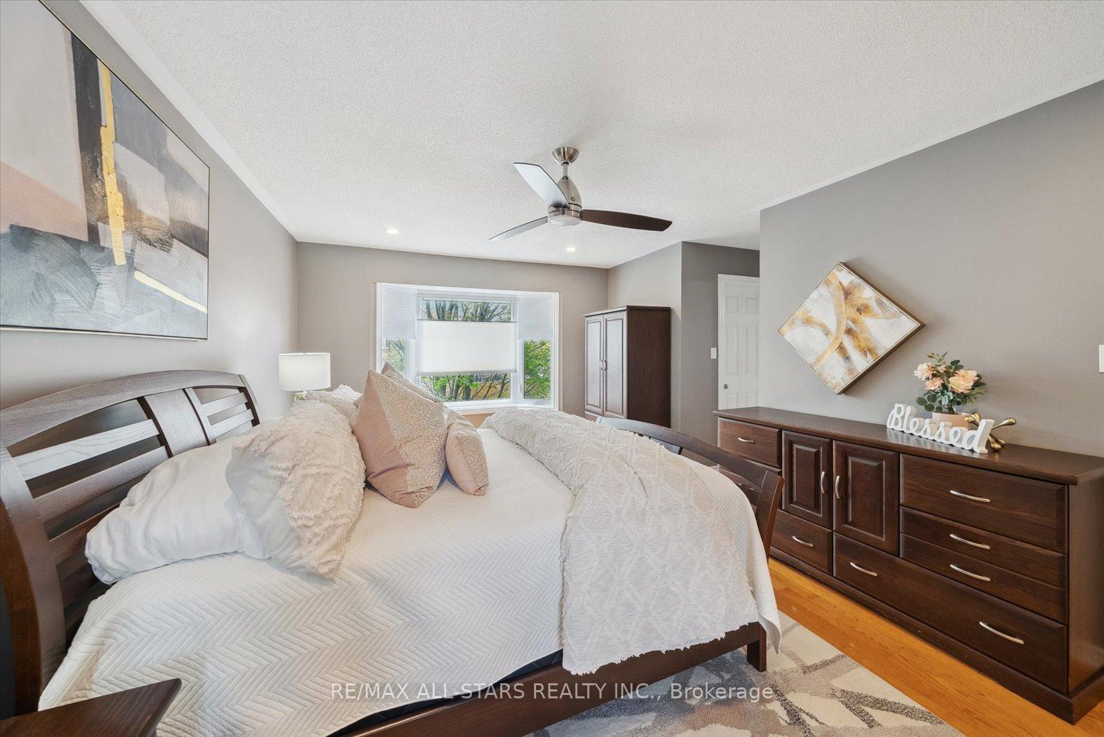 Photo 21 of 102 Herrema Boulevard, Uxbridge — HOMEH