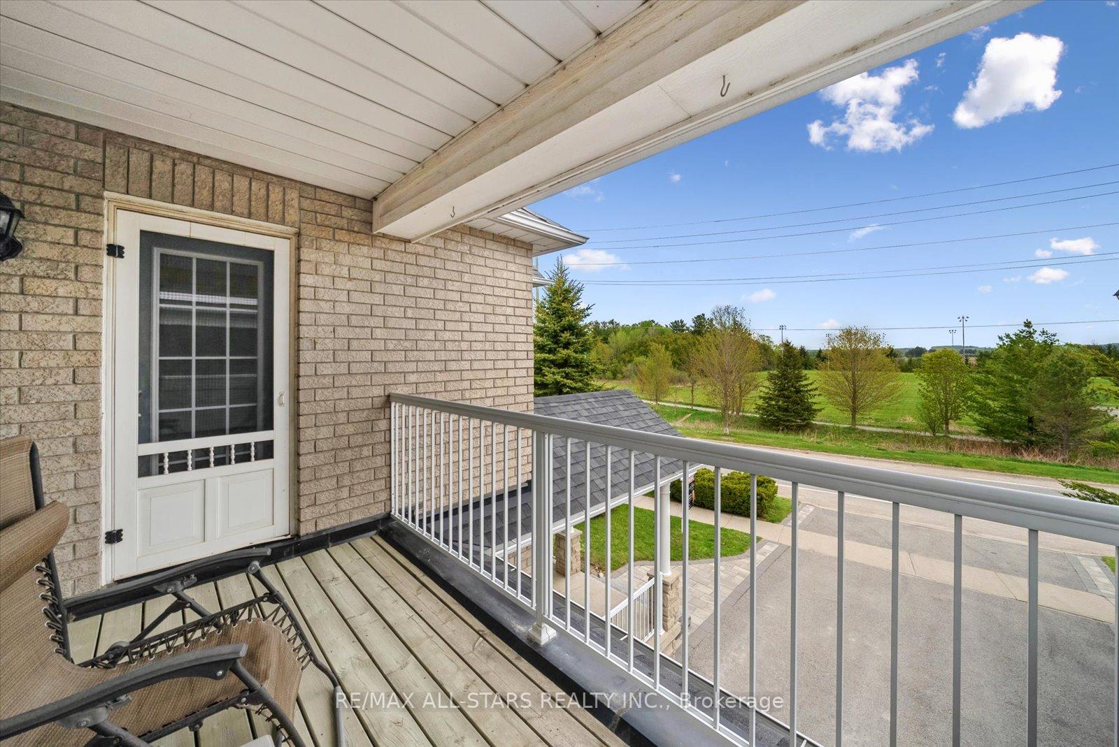 Photo 35 of 102 Herrema Boulevard, Uxbridge — HOMEH