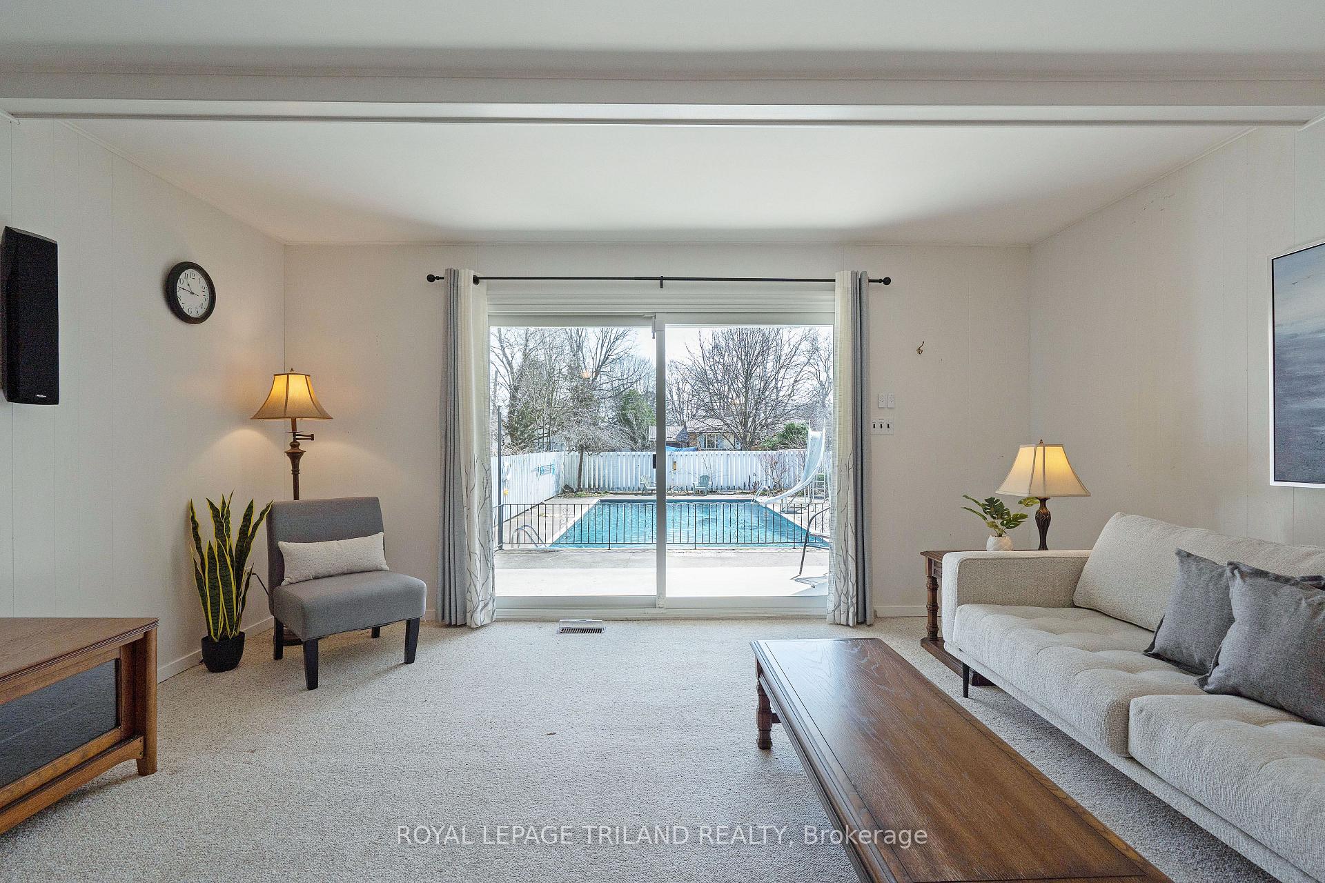 Photo 16 of 192 Queen Street, West Elgin, Rodney — HOMEH
