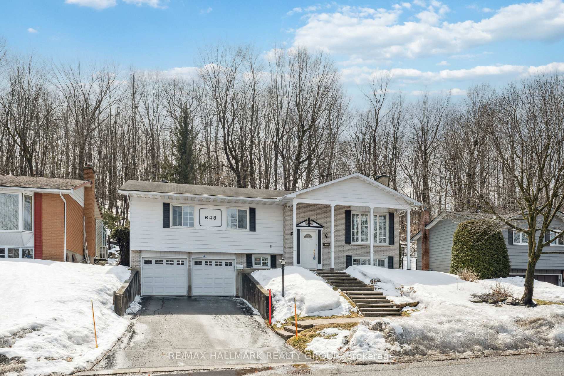Photo 1 of 648 Gaines Drive, Ottawa, Beacon Hill North — HOMEH