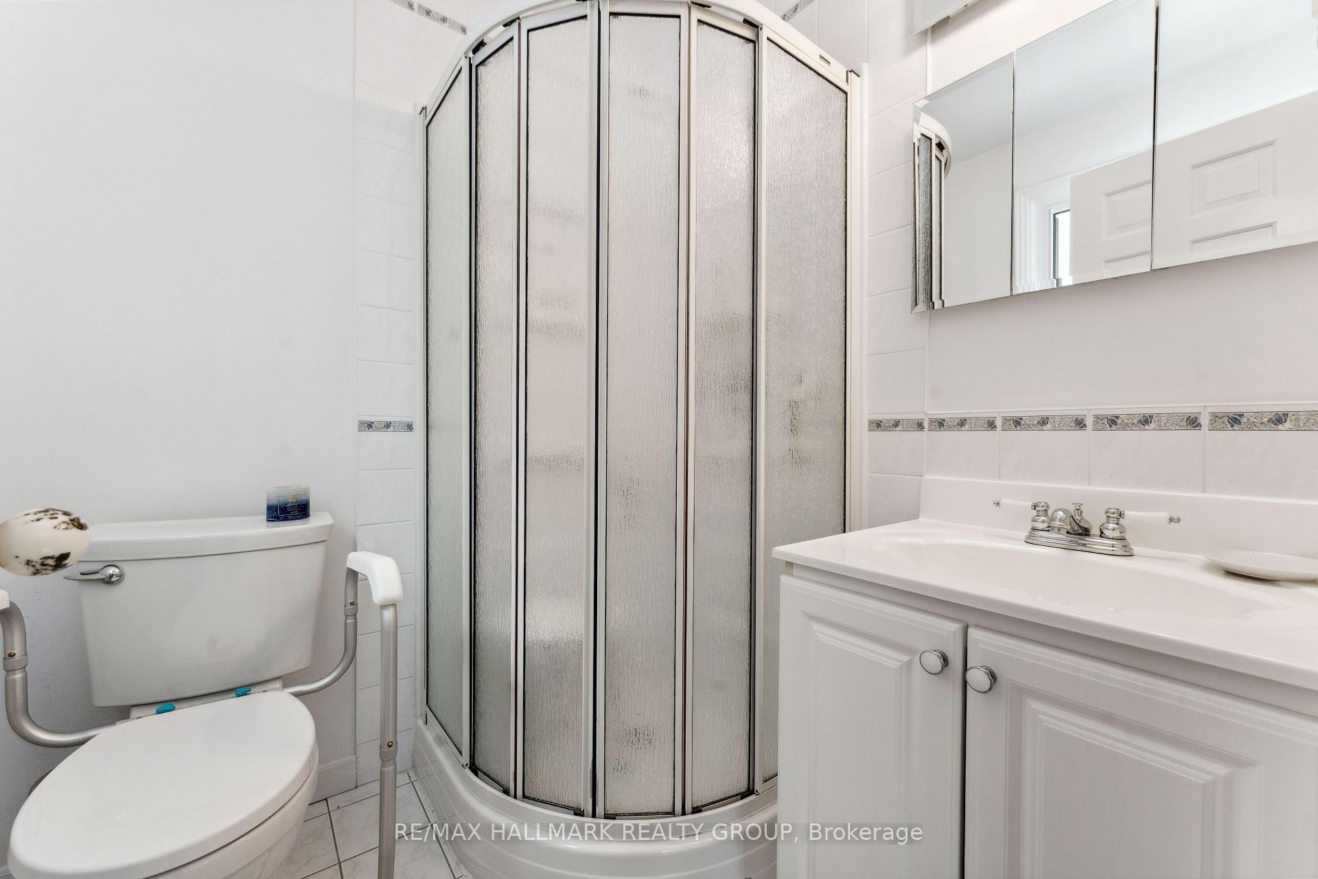 Photo 18 of 648 Gaines Drive, Ottawa, Beacon Hill North — HOMEH