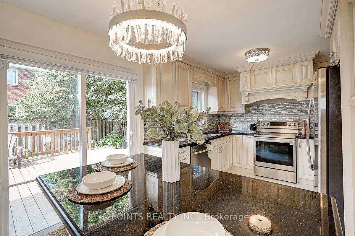 Photo 22 of 233 Brickstone Circle, Vaughan, Brownridge — HOMEH