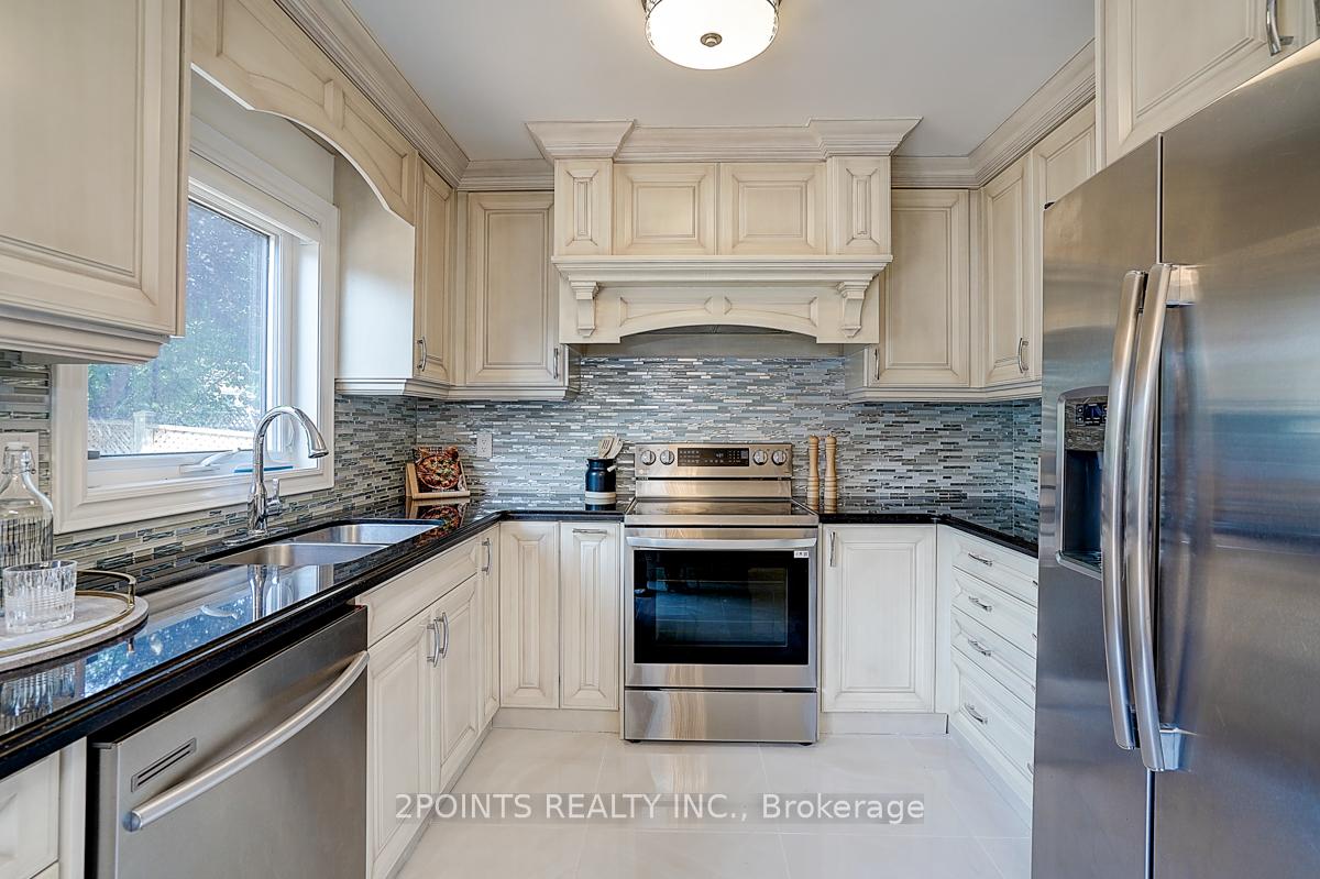 Photo 25 of 233 Brickstone Circle, Vaughan, Brownridge — HOMEH