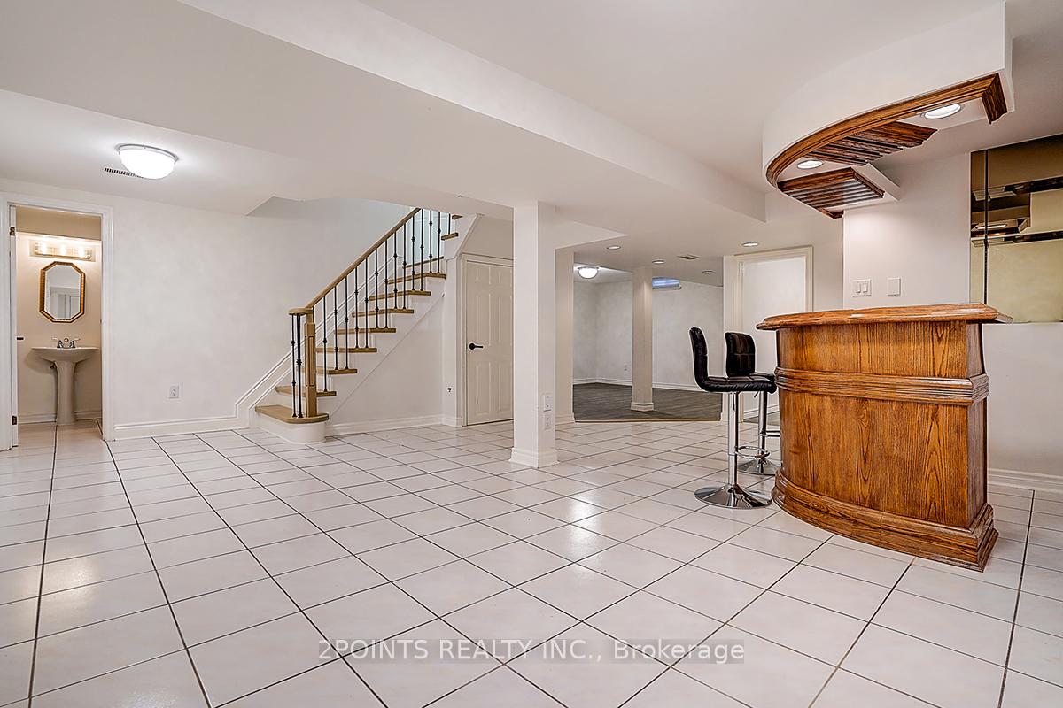 Photo 45 of 233 Brickstone Circle, Vaughan, Brownridge — HOMEH