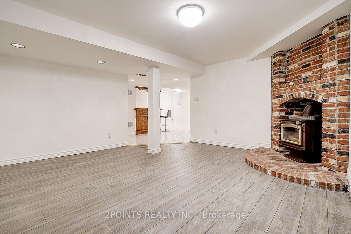 Photo 47 of 233 Brickstone Circle, Vaughan, Brownridge — HOMEH