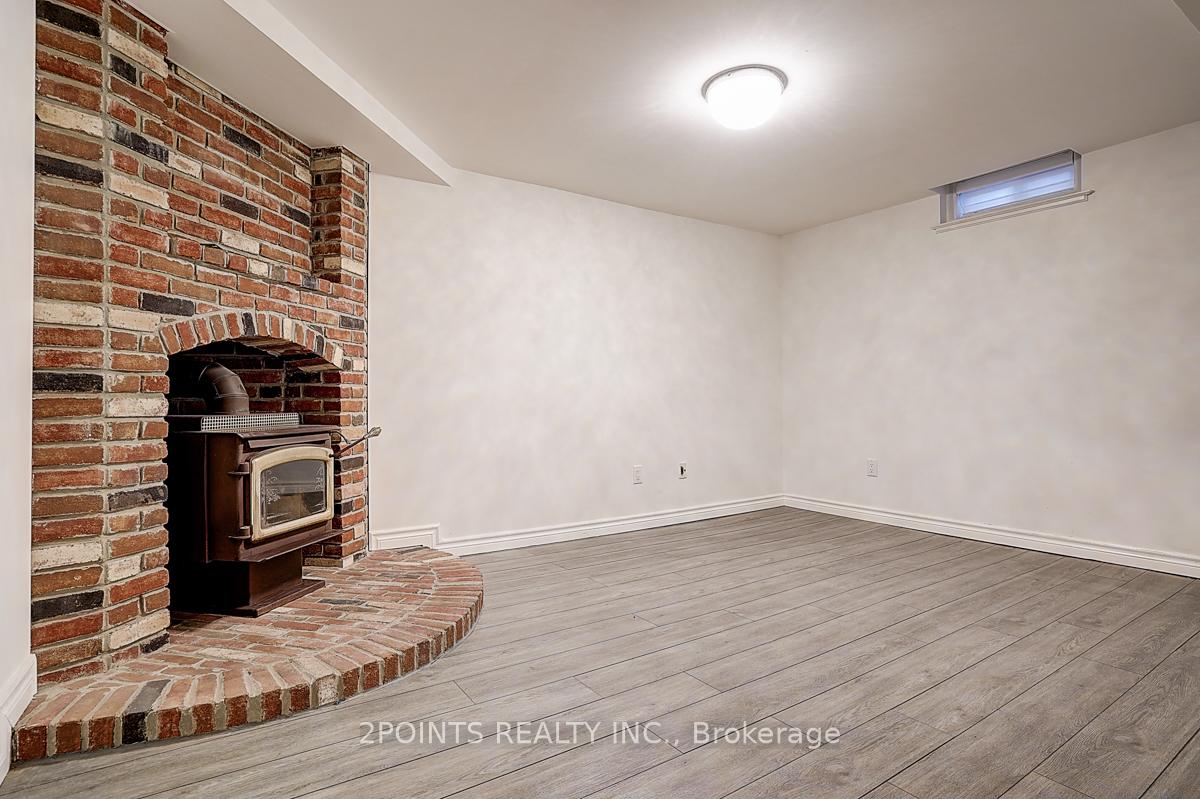 Photo 48 of 233 Brickstone Circle, Vaughan, Brownridge — HOMEH