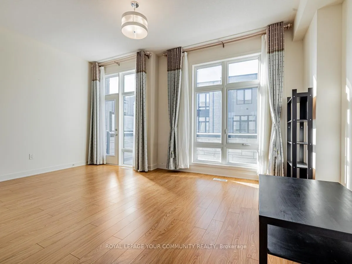 Photo 15 of 131 Carpaccio Avenue, Vaughan, Vellore Village — HOMEH