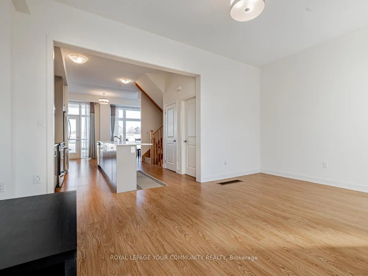 Photo 17 of 131 Carpaccio Avenue, Vaughan, Vellore Village — HOMEH