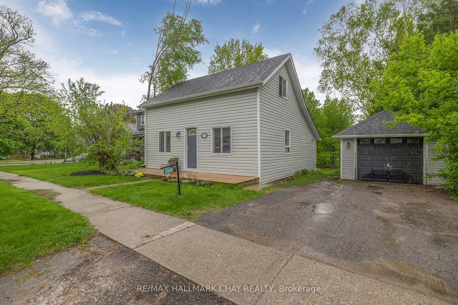 Photo 3 of 3960 Front Street, Uxbridge, Rural Uxbridge — HOMEH