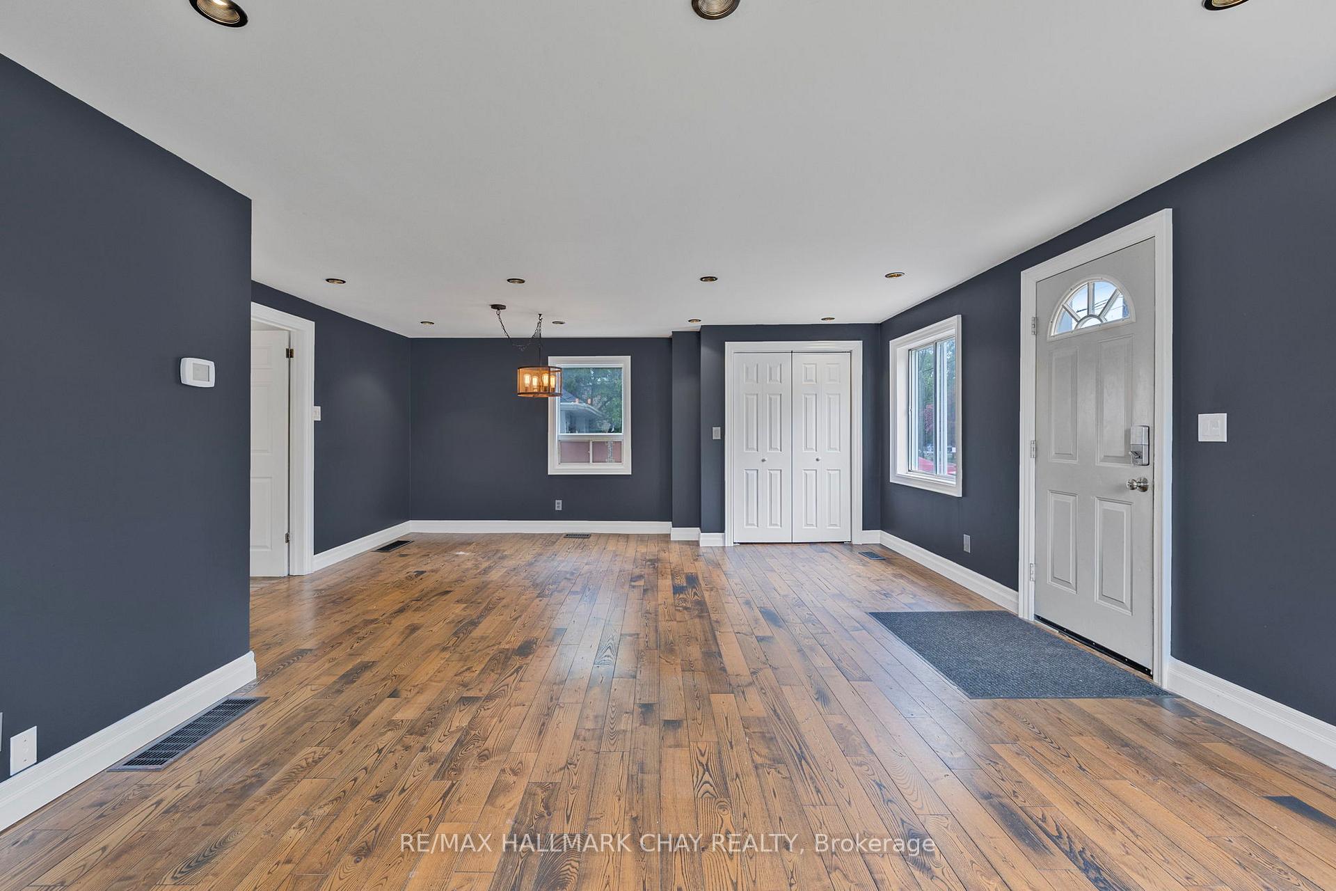 Photo 4 of 3960 Front Street, Uxbridge, Rural Uxbridge — HOMEH