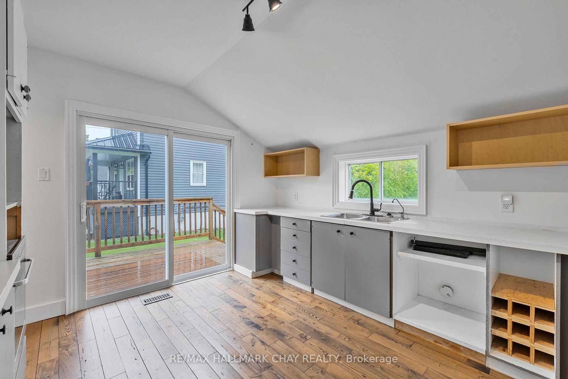 Photo 9 of 3960 Front Street, Uxbridge, Rural Uxbridge — HOMEH
