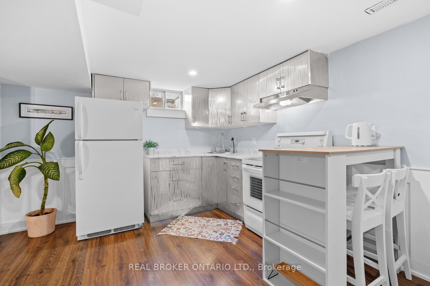 Photo 3 of Unit Bsmt, 37 Bernice Crescent, Toronto, Rockcliffe-Smythe — HOMEH