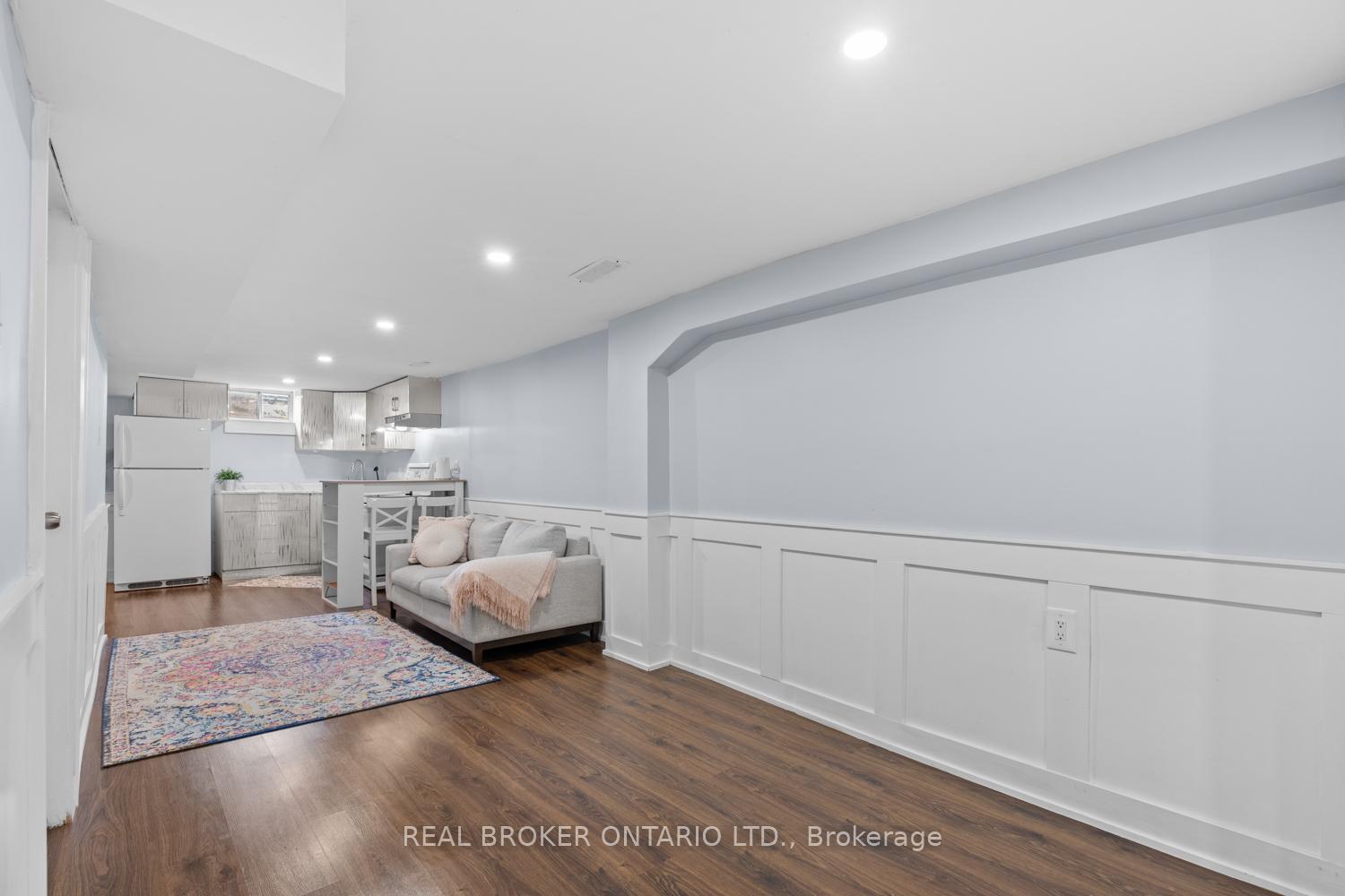 Photo 7 of Unit Bsmt, 37 Bernice Crescent, Toronto, Rockcliffe-Smythe — HOMEH
