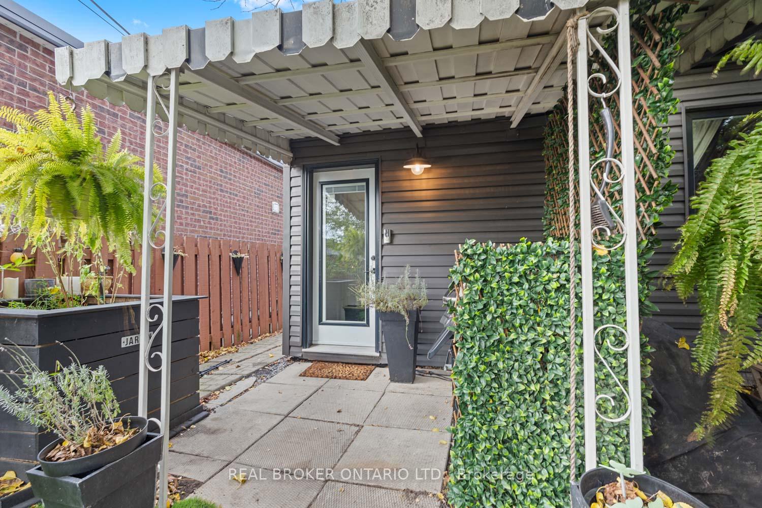 Photo 16 of Unit Bsmt, 37 Bernice Crescent, Toronto, Rockcliffe-Smythe — HOMEH