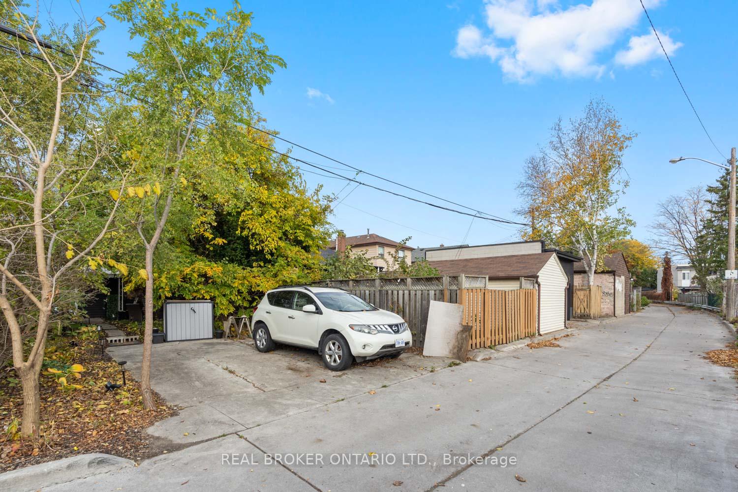 Photo 17 of Unit Bsmt, 37 Bernice Crescent, Toronto, Rockcliffe-Smythe — HOMEH