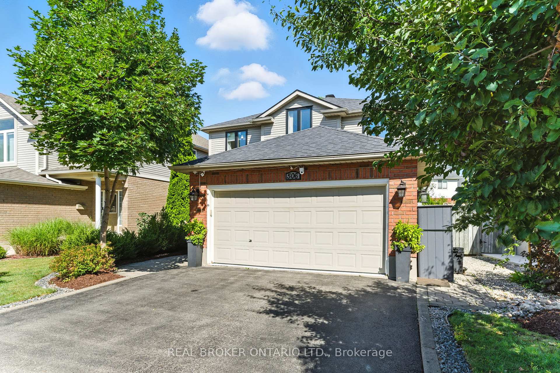 Photo 2 of 506 Eastbridge Boulevard, Waterloo, Eastbridge — HOMEH