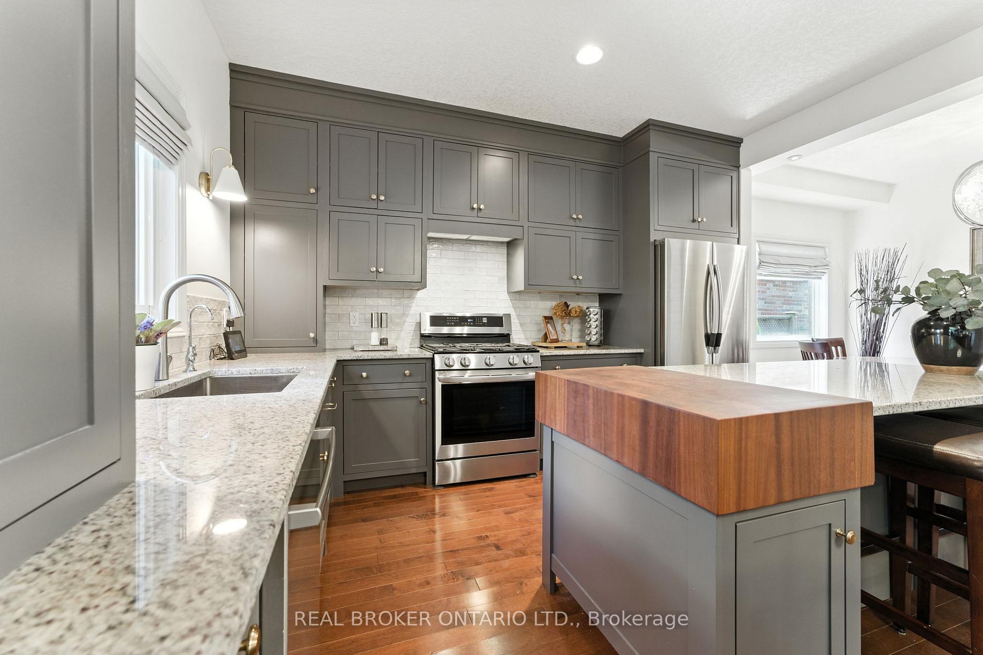 Photo 5 of 506 Eastbridge Boulevard, Waterloo, Eastbridge — HOMEH