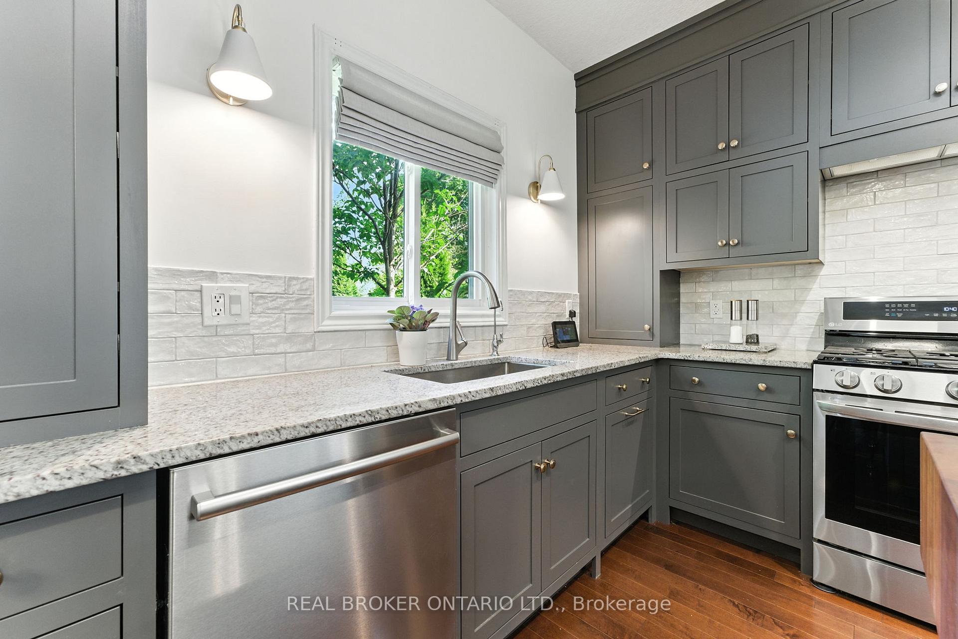 Photo 8 of 506 Eastbridge Boulevard, Waterloo, Eastbridge — HOMEH