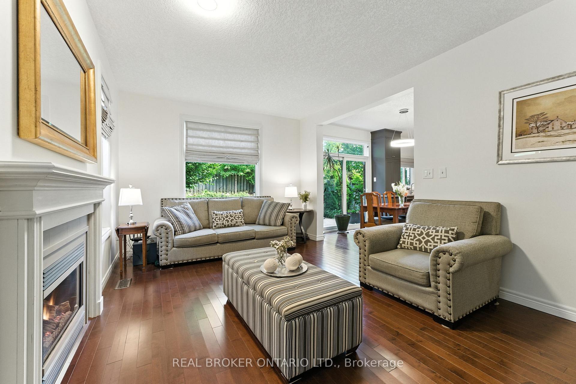 Photo 13 of 506 Eastbridge Boulevard, Waterloo, Eastbridge — HOMEH