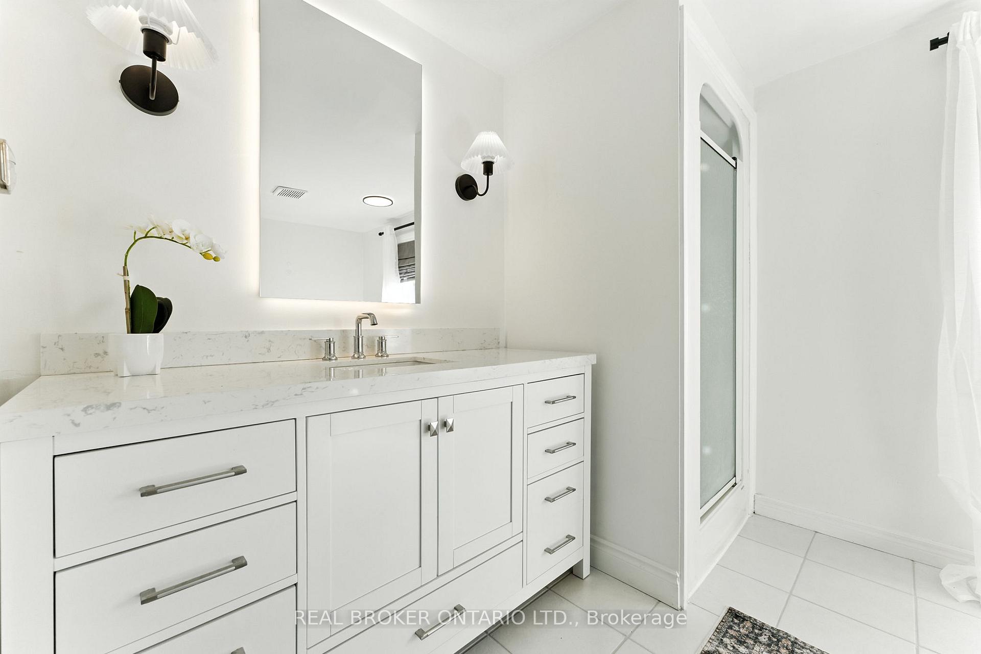 Photo 22 of 506 Eastbridge Boulevard, Waterloo, Eastbridge — HOMEH