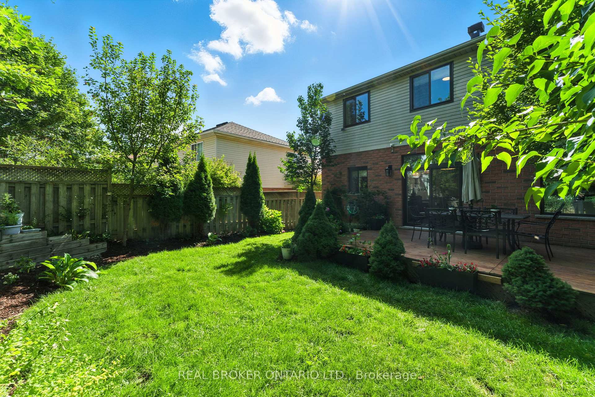 Photo 39 of 506 Eastbridge Boulevard, Waterloo, Eastbridge — HOMEH