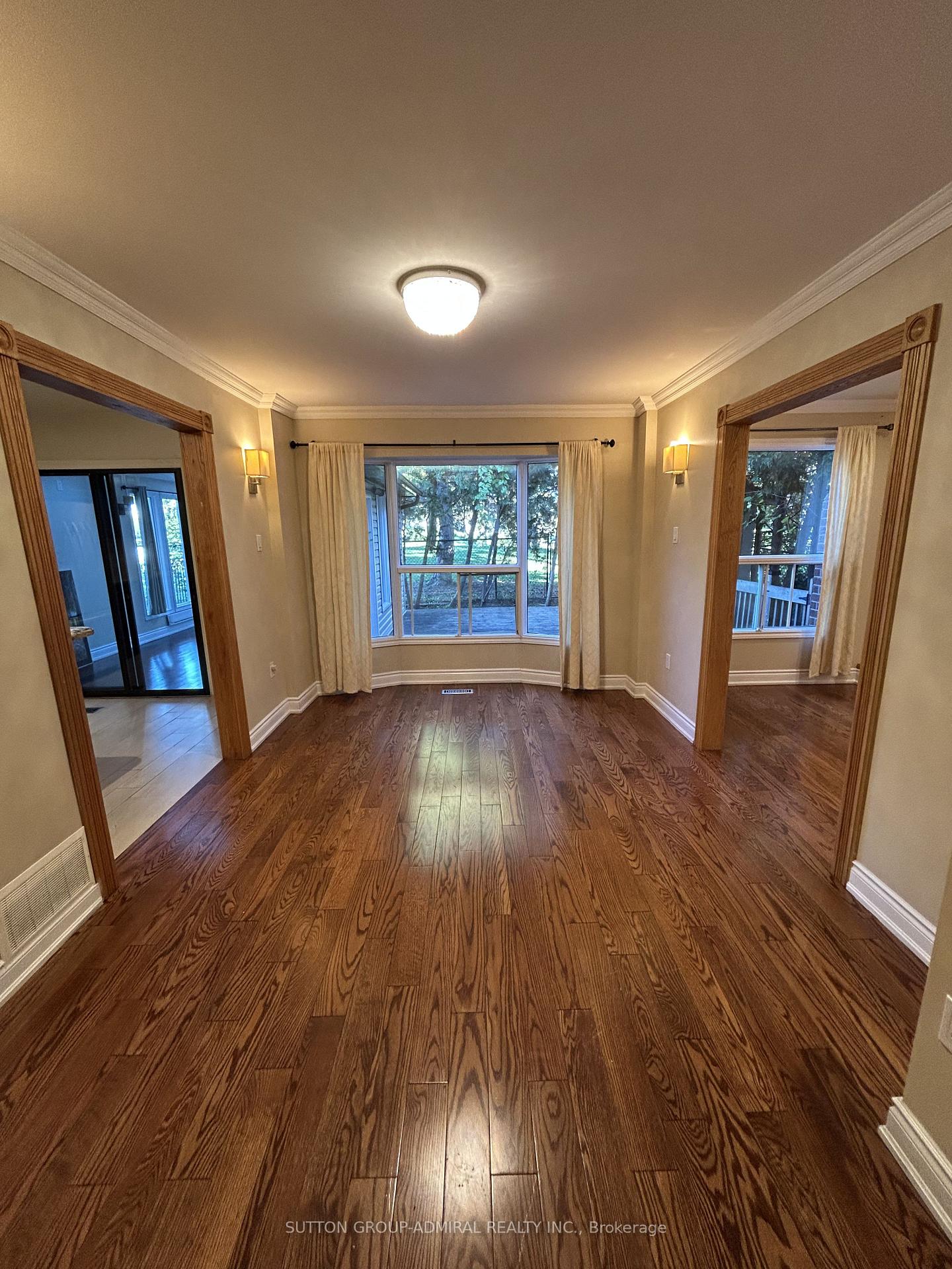 Photo 6 of 344 York Hill Boulevard, Vaughan, Crestwood-Springfarm-Yorkhill — HOMEH