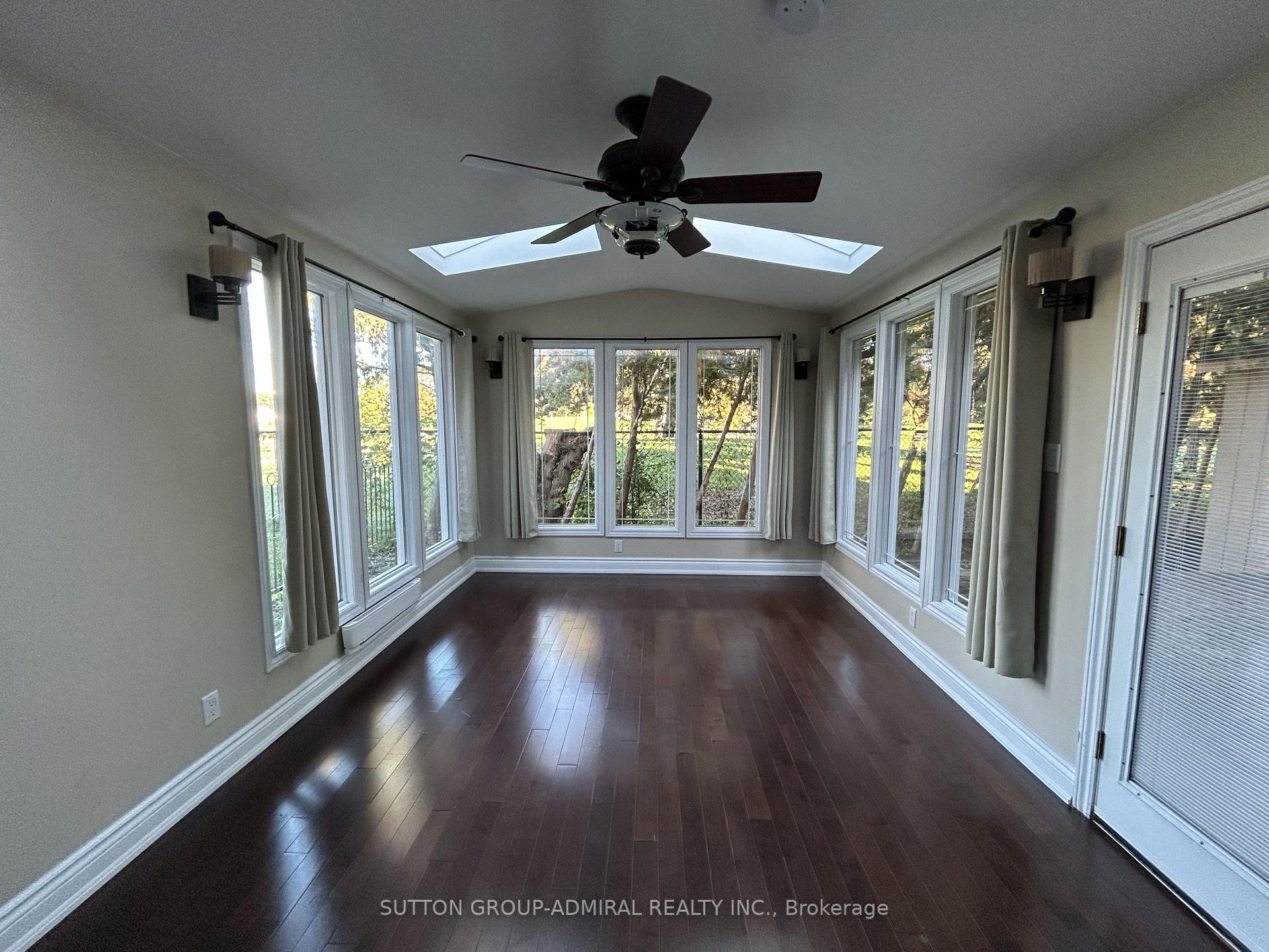Photo 7 of 344 York Hill Boulevard, Vaughan, Crestwood-Springfarm-Yorkhill — HOMEH
