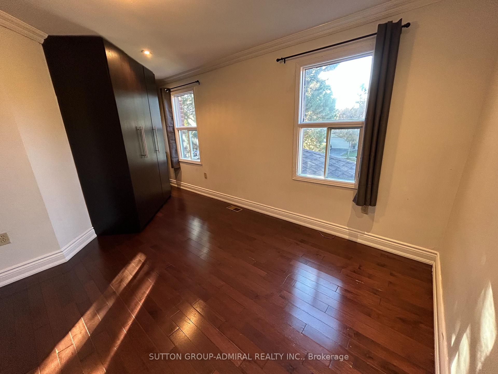 Photo 16 of 344 York Hill Boulevard, Vaughan, Crestwood-Springfarm-Yorkhill — HOMEH
