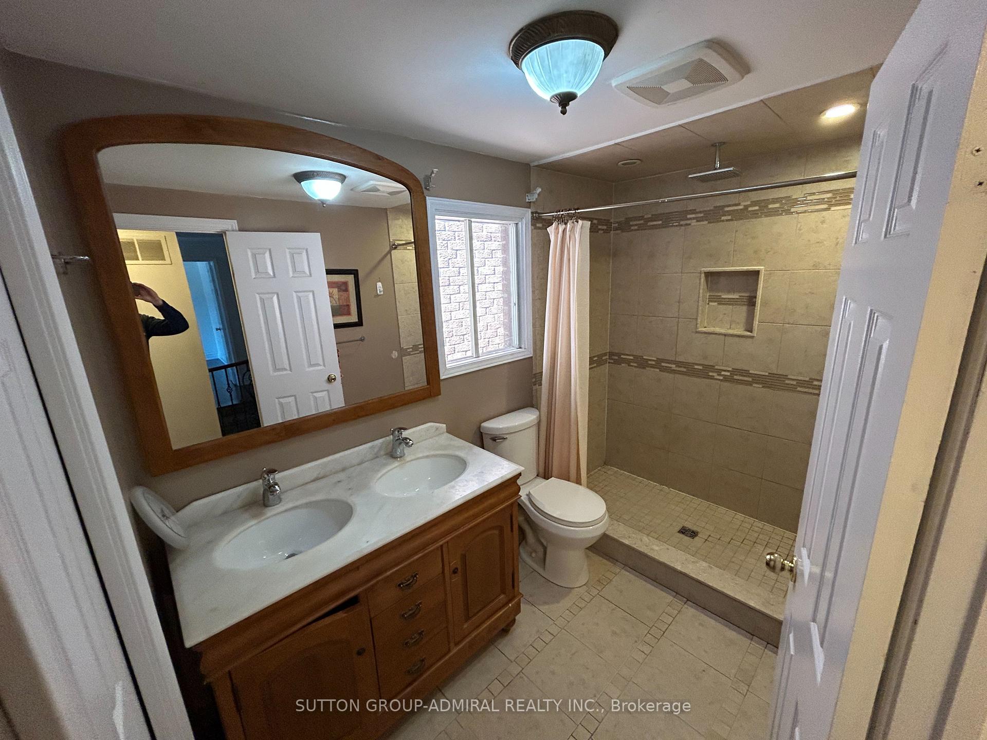 Photo 19 of 344 York Hill Boulevard, Vaughan, Crestwood-Springfarm-Yorkhill — HOMEH
