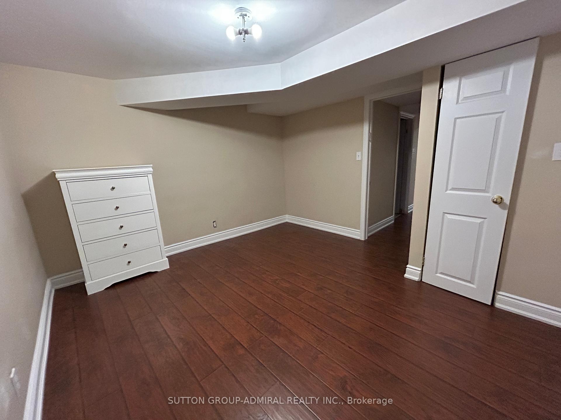 Photo 22 of 344 York Hill Boulevard, Vaughan, Crestwood-Springfarm-Yorkhill — HOMEH