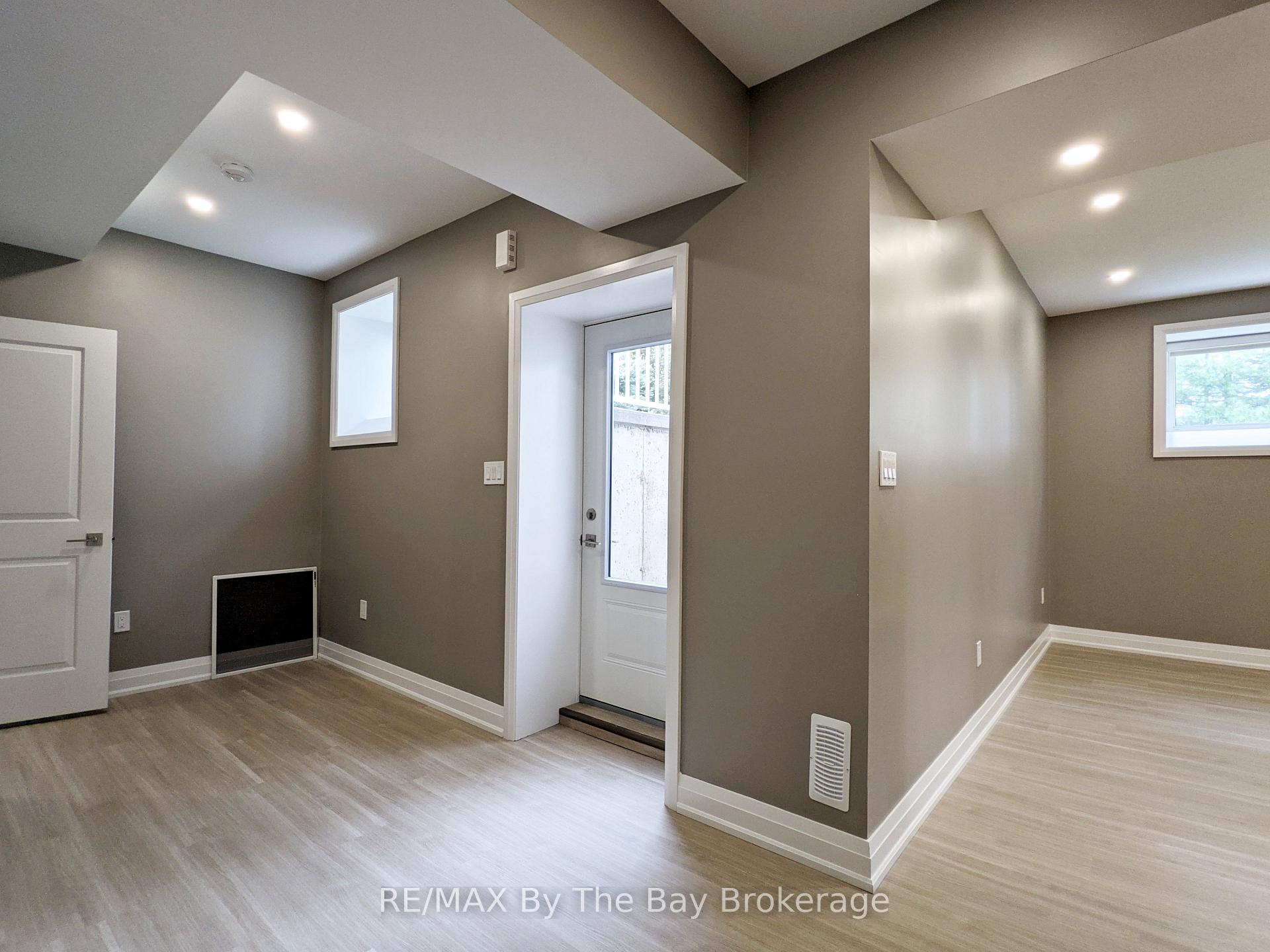 Photo 4 of Unit Lower Level, 66 Regina Boulevard, Wasaga Beach — HOMEH