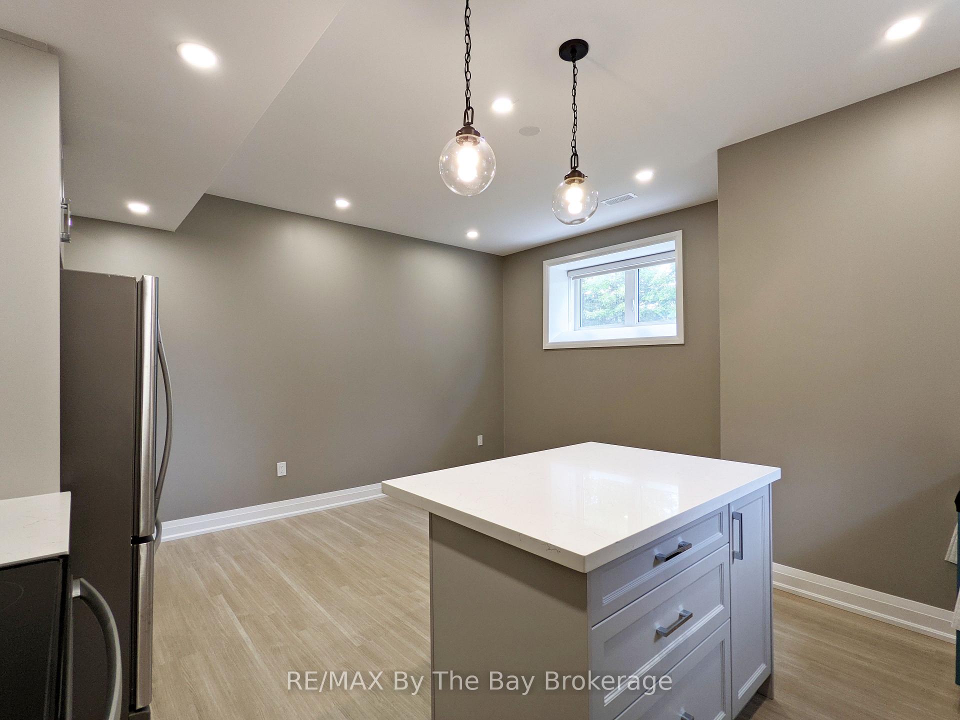 Photo 8 of Unit Lower Level, 66 Regina Boulevard, Wasaga Beach — HOMEH