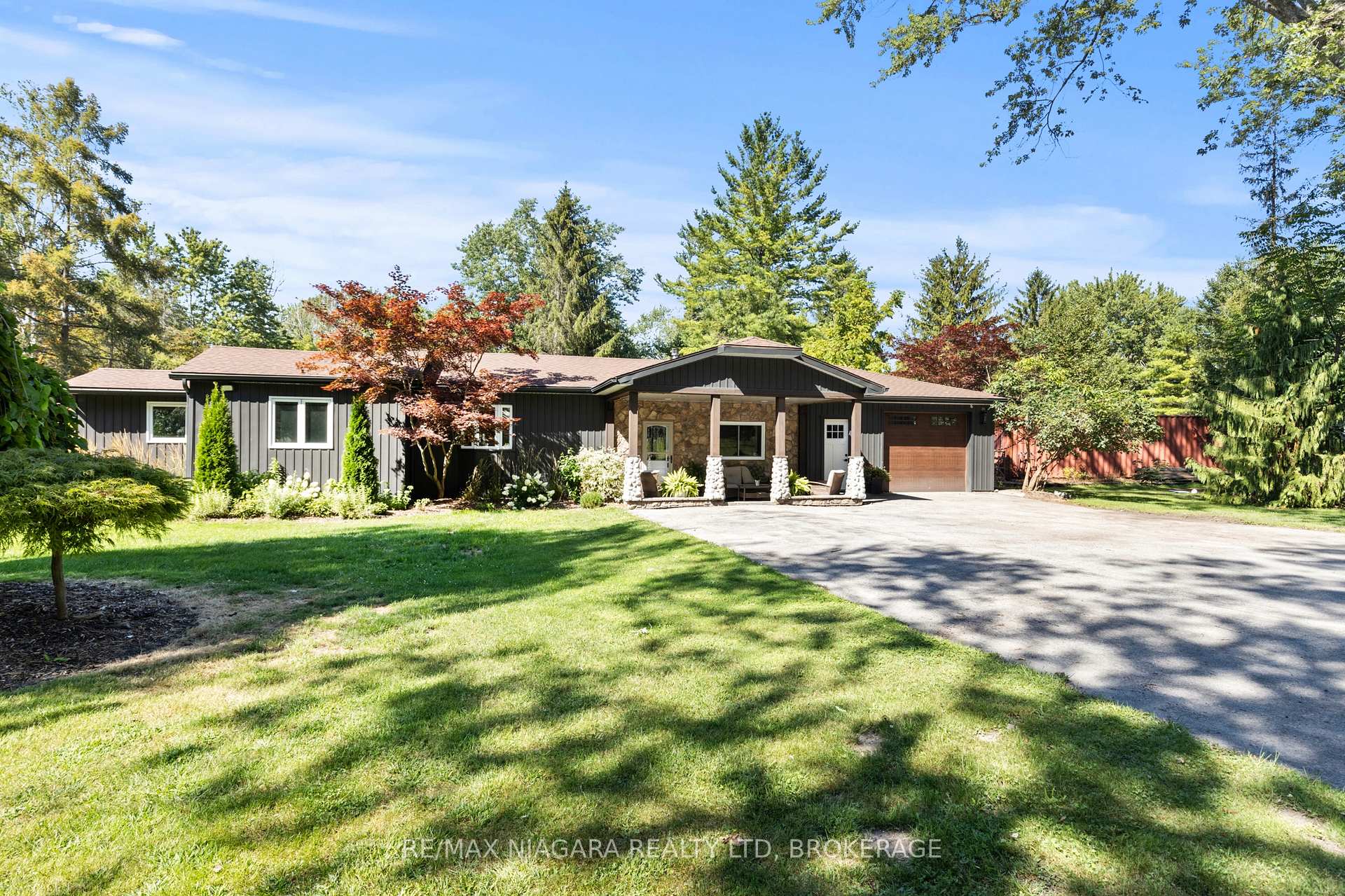 Photo 4 of 10408 Lakeshore Road, Wainfleet, Lakeshore — HOMEH