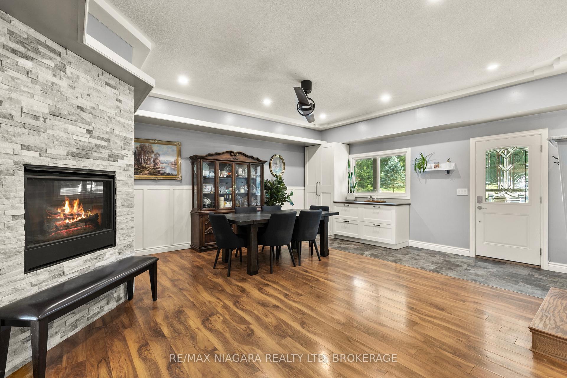 Photo 8 of 10408 Lakeshore Road, Wainfleet, Lakeshore — HOMEH