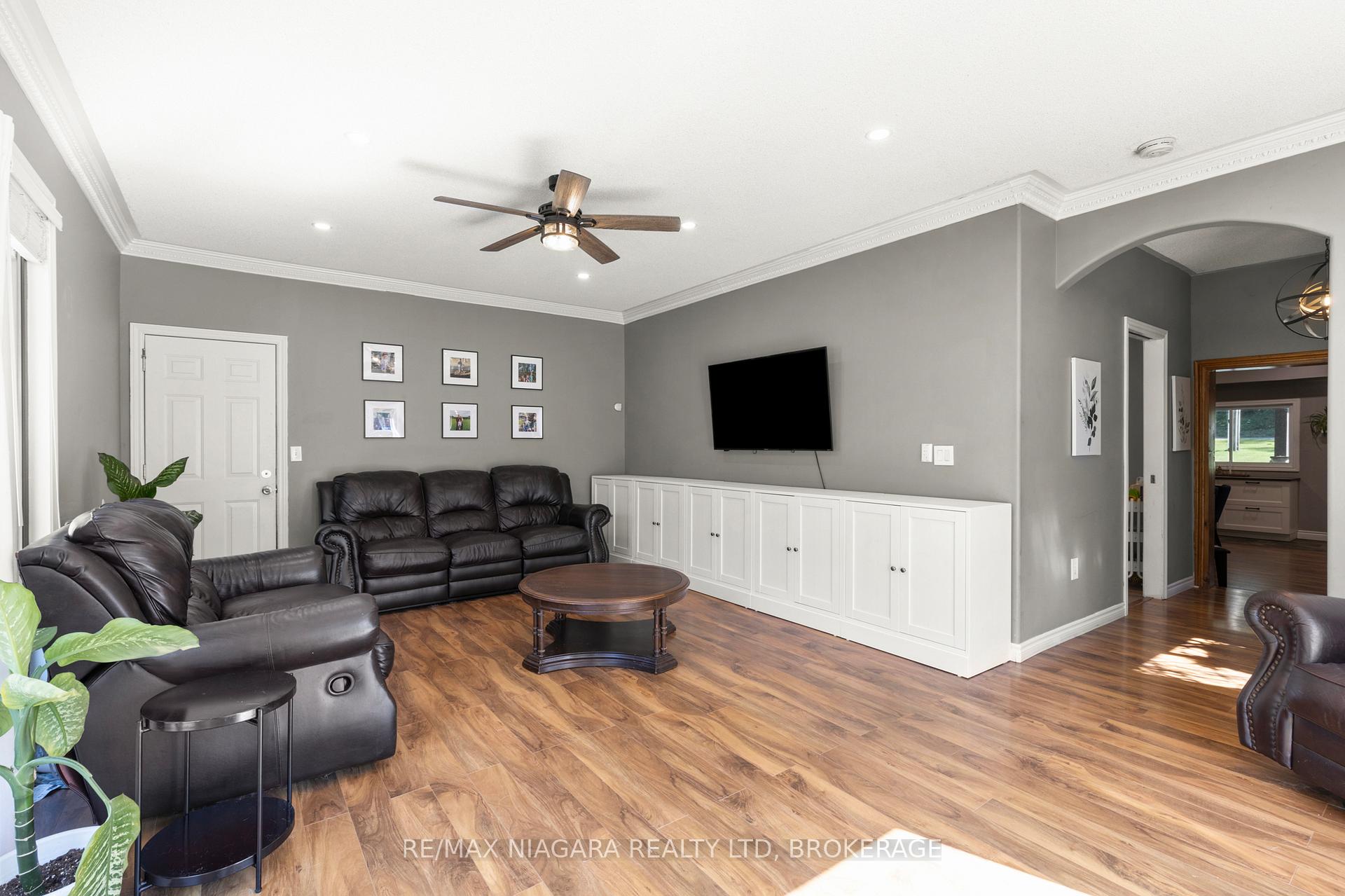 Photo 16 of 10408 Lakeshore Road, Wainfleet, Lakeshore — HOMEH