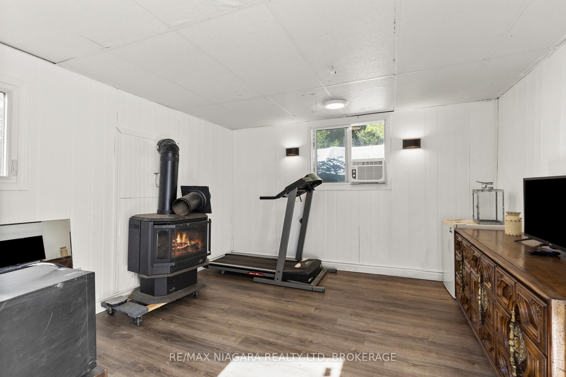 Photo 32 of 10408 Lakeshore Road, Wainfleet, Lakeshore — HOMEH