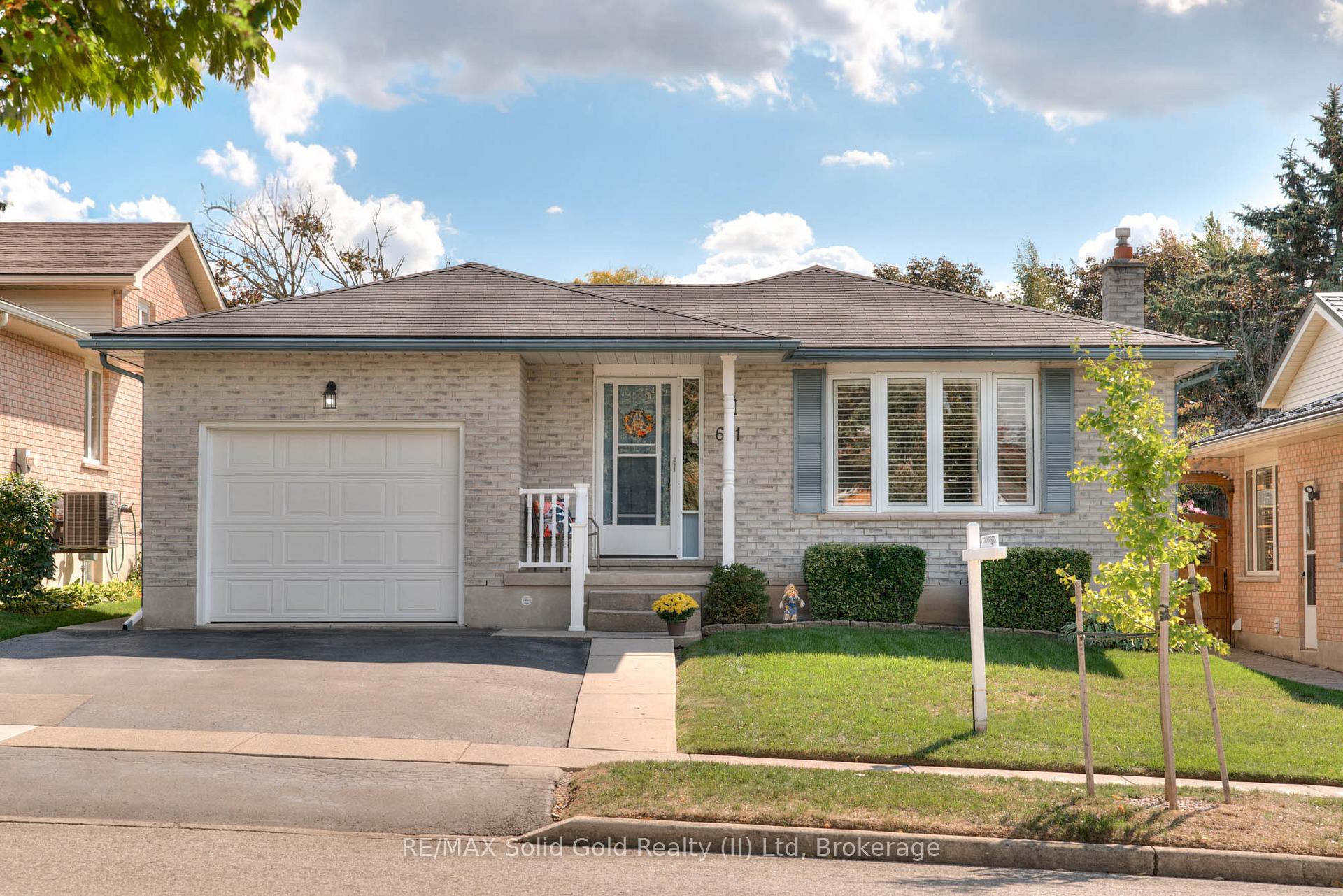 Photo 1 of 621 Sprucehurst Crescent, Waterloo — HOMEH