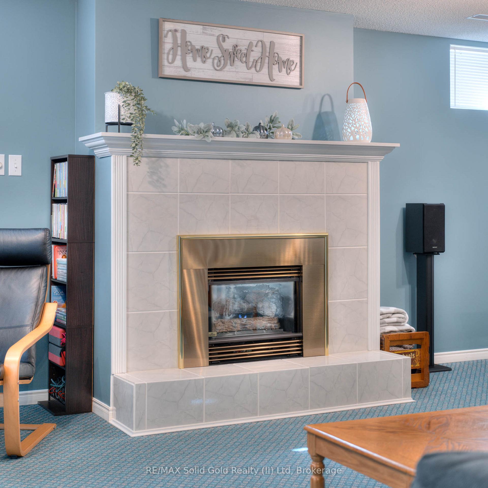 Photo 25 of 621 Sprucehurst Crescent, Waterloo — HOMEH