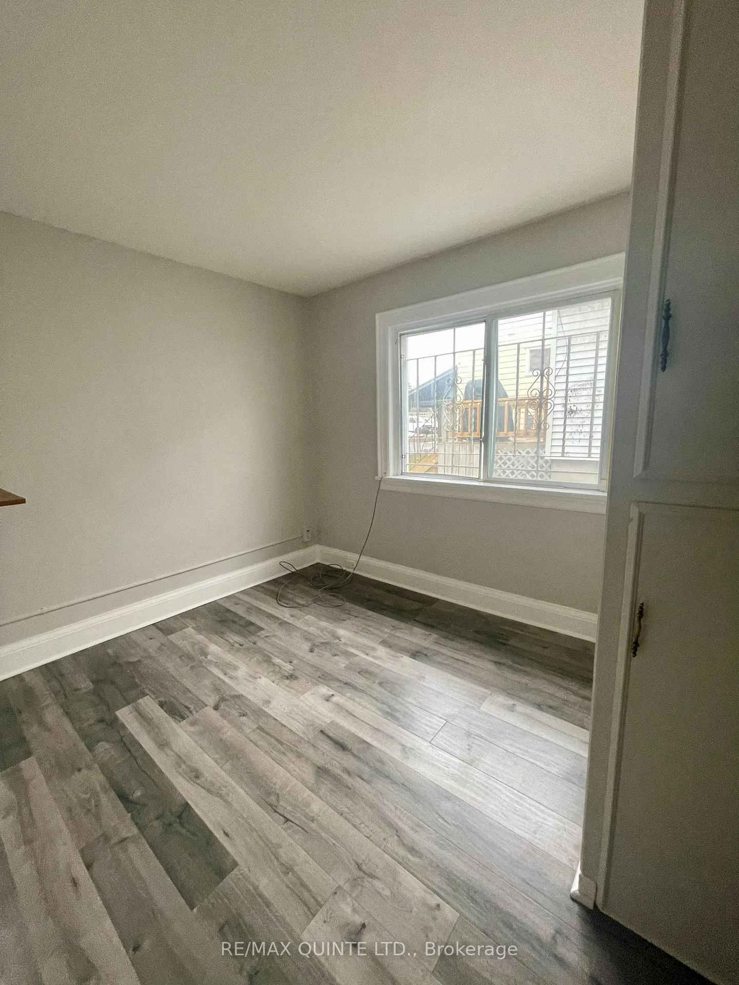 Photo 8 of 322 Coleman Street, Belleville, Belleville Ward — HOMEH